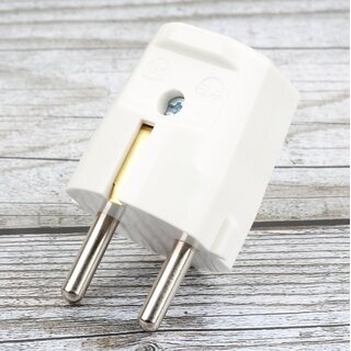 Schutzkontakt-Stecker reinwei 250V/16A mit Schraubanschluss