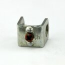 M10x1 Auslass-Gewindeadapter 22x18x21 mm aus gestanztem Eisen, verzinkt, mit M4 Erdungsschraube