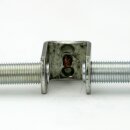 M10x1 Auslass-Gewindeadapter 22x18x21 mm aus gestanztem Eisen, verzinkt, mit M4 Erdungsschraube