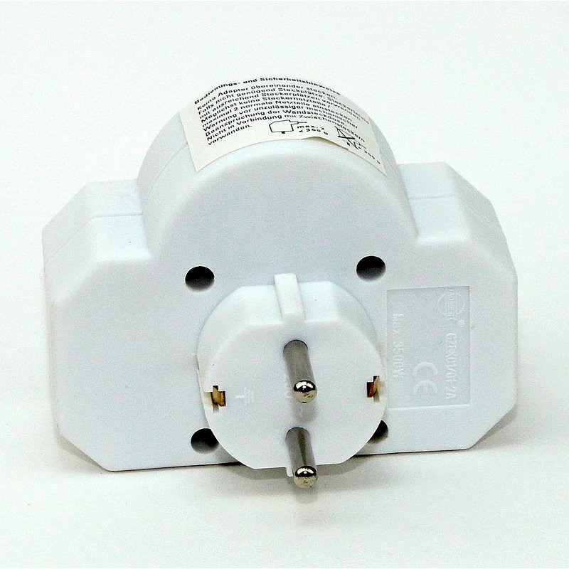 Steckdosen-Adapter weiß mit Schalter 16A/250V 2 x Eurosteckdose 1